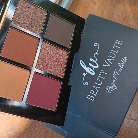 Beauty And Cosmetic Collection Of 10 Unopened  Brand Sample And Full Sizes Lot - Picture 10 of 10